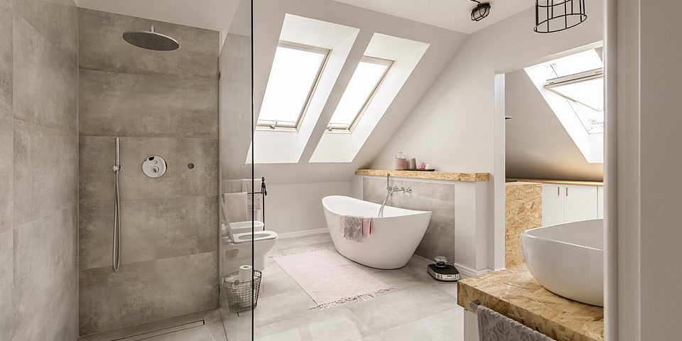 Bahnhofssanierung: REBA IMMOBILIEN GmbH: Bahnhof Sanierung & Bahnhof Umbau