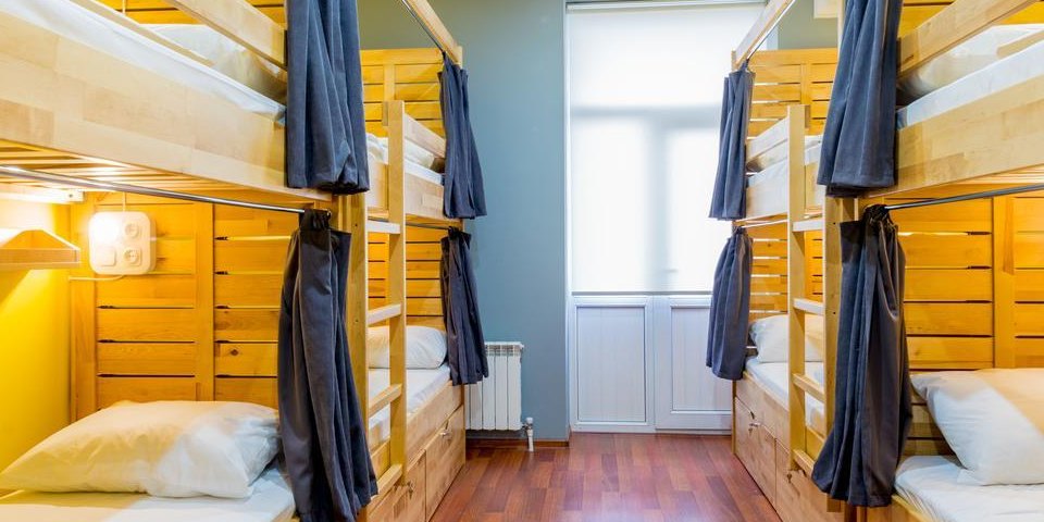 Hotelsanierung: REBA IMMOBILIEN GmbH: Hotelsanierung, Hotelrenovierung, Hotelmodernisierung, Hotelumbau, Hotelerweiterung von Hotels: Deutschland, Österreich, Schweiz